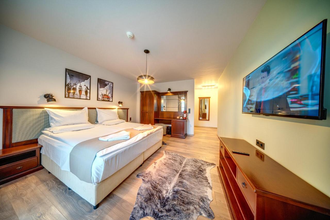 Mountain Lake Hotel Smolyan Eksteriør billede